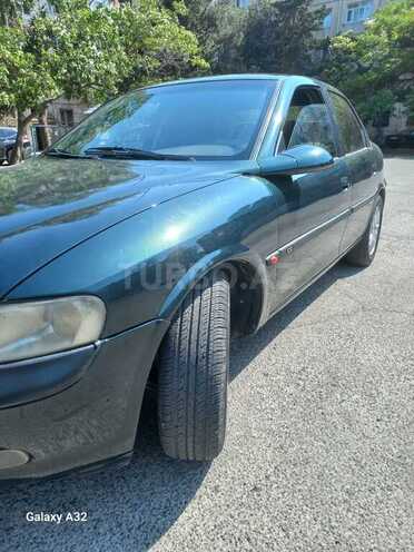 Opel Vectra 1998, 180,000 km - 1.8 l - Bakı