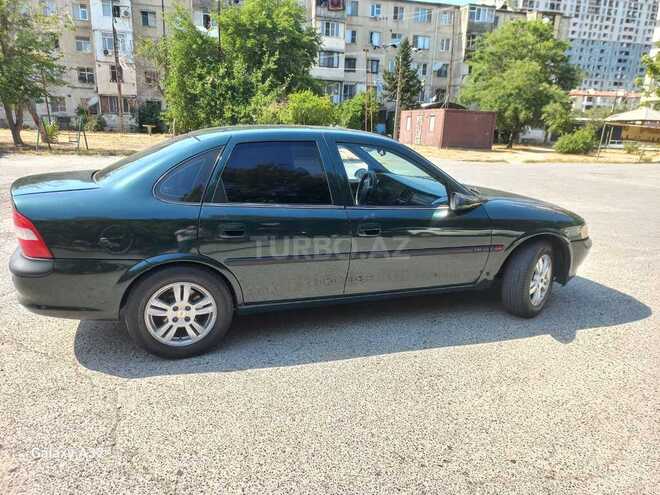 Opel Vectra 1998, 180,000 km - 1.8 l - Bakı