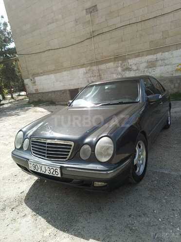 Mercedes E 240 2000, 399,999 km - 2.4 l - Sabirabad