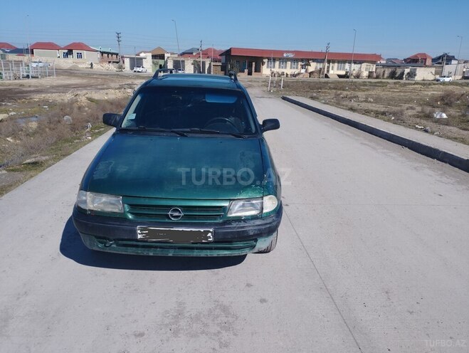 Opel Astra 1996, 300,000 km - 1.6 l - Bakı