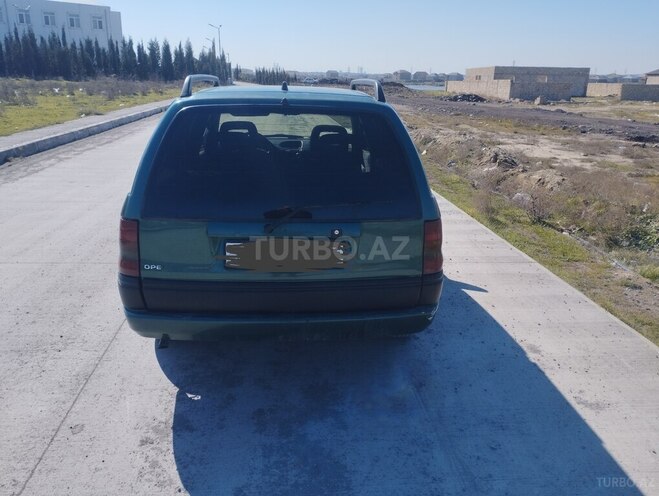 Opel Astra 1996, 300,000 km - 1.6 l - Bakı