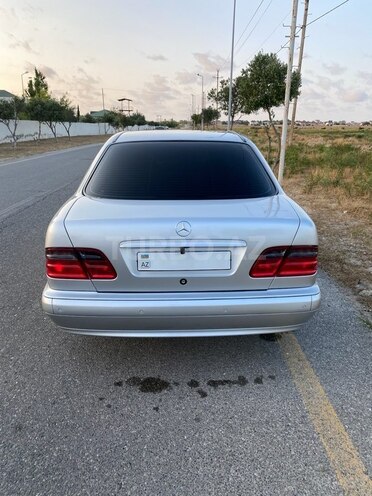 Mercedes E 200 2000, 320,000 km - 2.0 l - Bakı