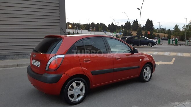 Kia Rio 2005, 275,000 km - 1.4 l - Bakı