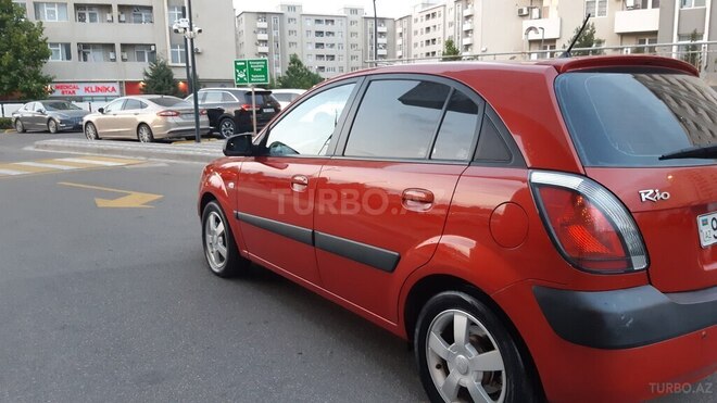 Kia Rio 2005, 275,000 km - 1.4 l - Bakı