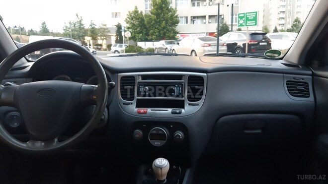 Kia Rio 2005, 275,000 km - 1.4 l - Bakı