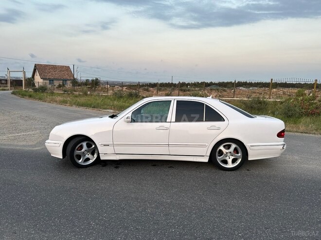 Mercedes E 200 d 2001, 580,000 km - 2.0 л - Bakı