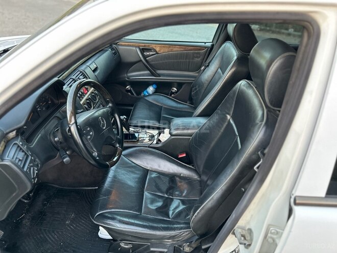 Mercedes E 200 d 2001, 580,000 km - 2.0 л - Bakı