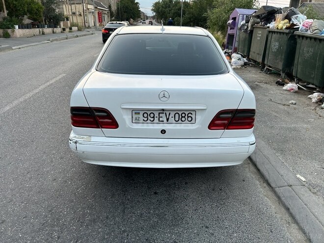 Mercedes E 200 d 2001, 580,000 km - 2.0 л - Bakı
