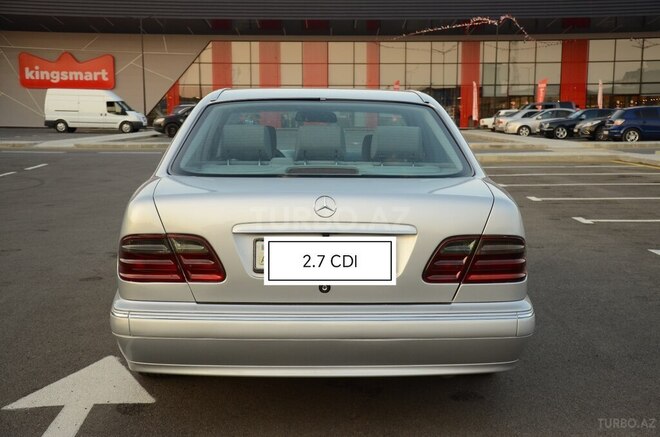 Mercedes E 270 1999, 278,880 km - 2.7 l - Bakı