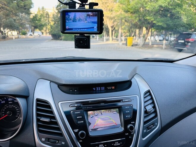 Hyundai Elantra 2016, 171,000 km - 1.8 l - Bakı