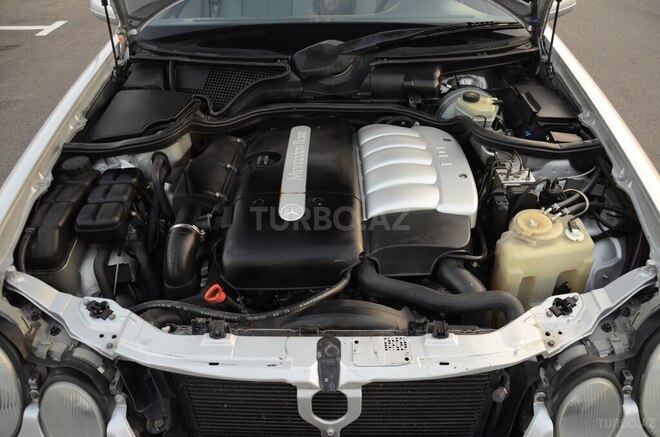 Mercedes E 270 1999, 278,880 km - 2.7 l - Bakı