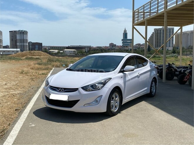 Hyundai Avante-3