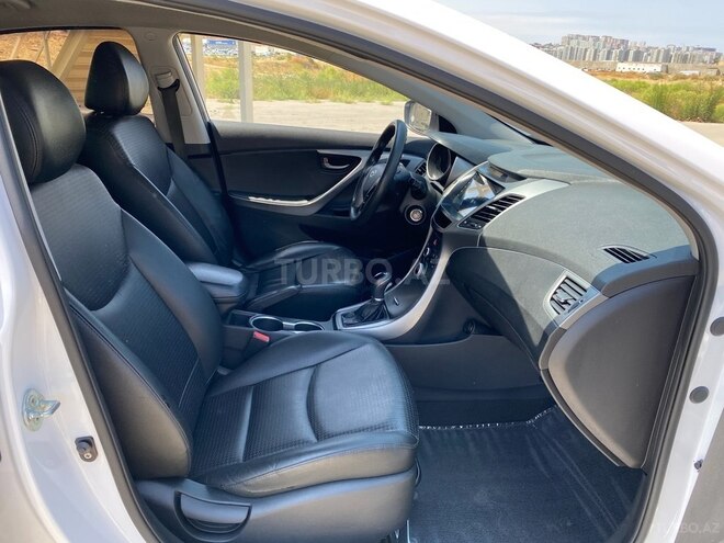 Hyundai Avante-14