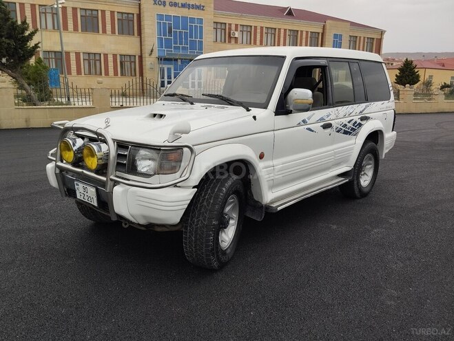 Mitsubishi Pajero 1996, 234,000 km - 2.8 л - Bakı