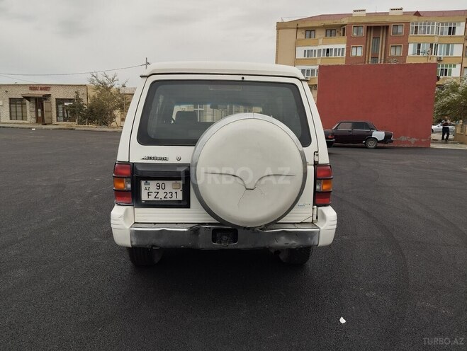 Mitsubishi Pajero 1996, 234,000 km - 2.8 л - Bakı