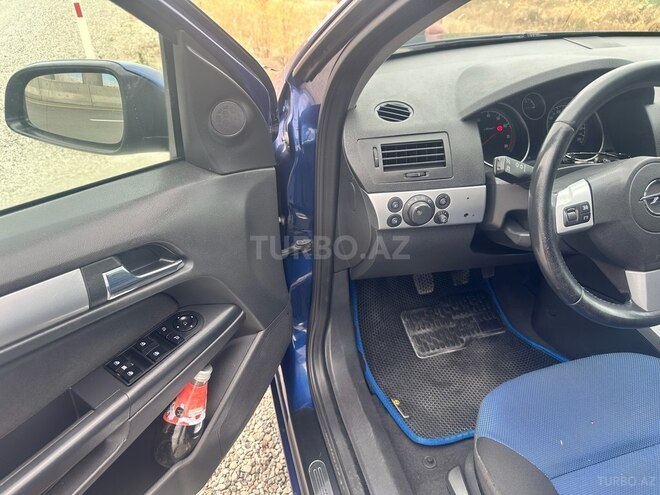 Opel Astra 2009, 270,000 km - 1.4 l - Bakı