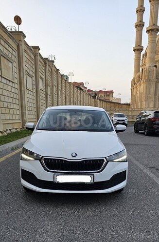 Skoda Rapid 2021, 129,000 km - 1.6 l - Bakı