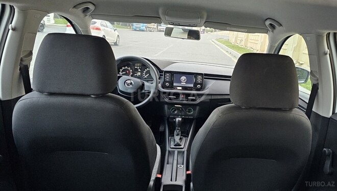 Skoda Rapid 2021, 129,000 km - 1.6 l - Bakı