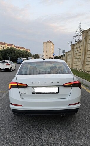 Skoda Rapid 2021, 129,000 km - 1.6 l - Bakı