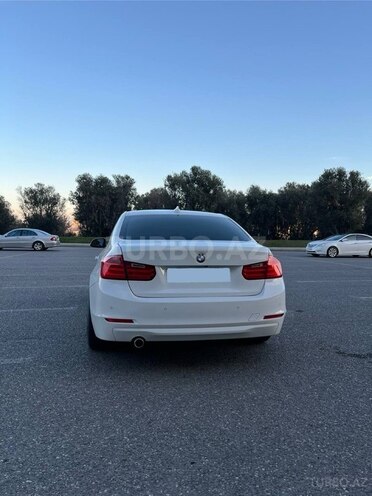BMW 320-9