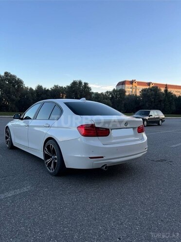 BMW 320-7