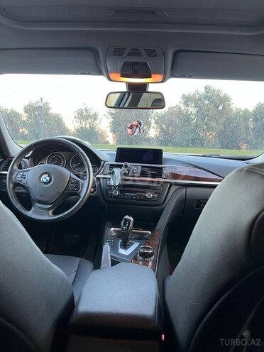 BMW 320-11