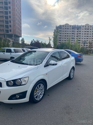 Chevrolet Aveo-7