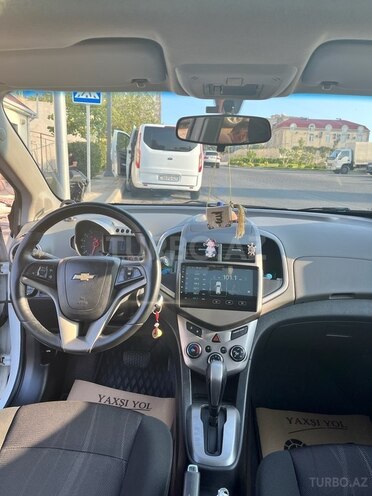 Chevrolet Aveo-14