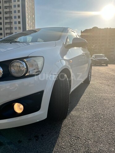 Chevrolet Aveo-6