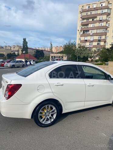 Chevrolet Aveo-9