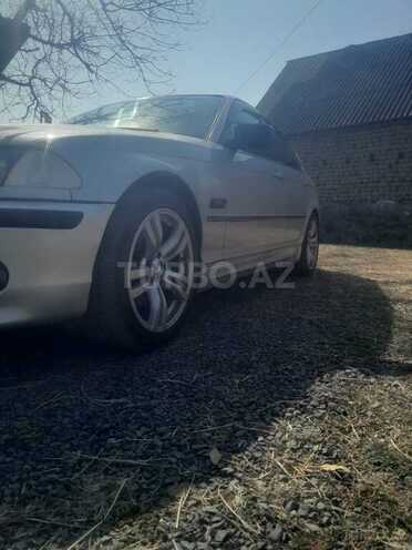 BMW 320-5