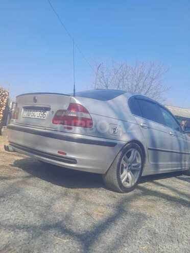 BMW 320-9