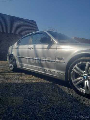 BMW 320-8