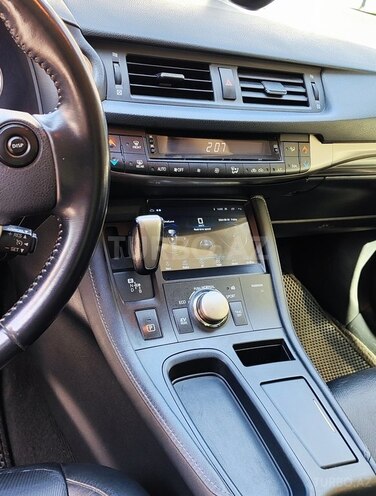 Lexus CT 200h 2014, 240,739 km - 1.8 l - Bakı