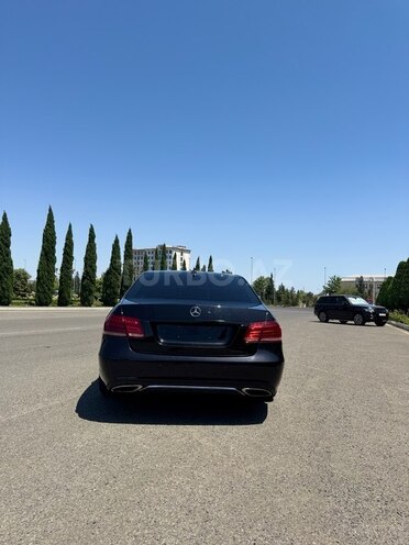 Mercedes E 220 d 2013, 206,000 km - 2.2 l - Gəncə