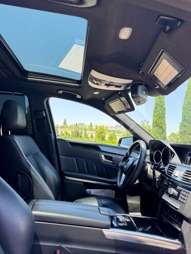 Mercedes E 220 d 2013, 206,000 km - 2.2 l - Gəncə