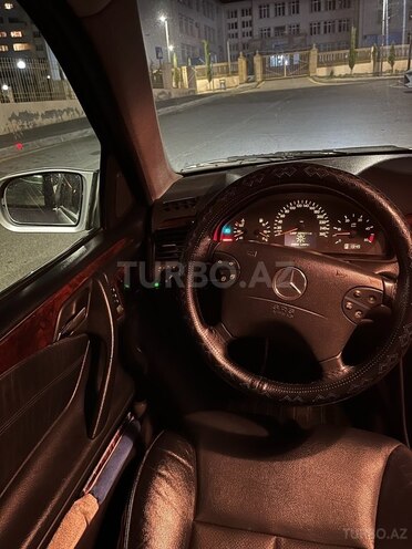 Mercedes E 270 2001, 387,191 km - 2.7 l - Bakı