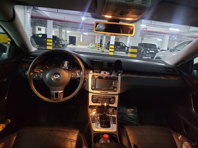 Volkswagen Passat CC-10