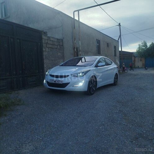 Hyundai Elantra 2015, 107,200 km - 1.8 л - Bakı