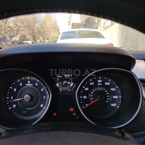 Hyundai Elantra 2015, 107,200 km - 1.8 л - Bakı