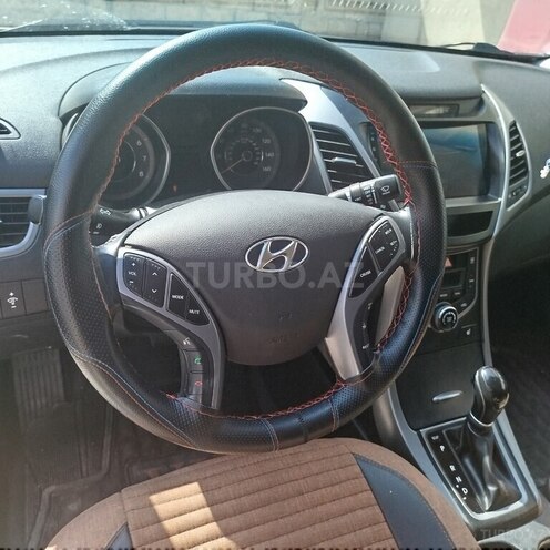 Hyundai Elantra 2015, 107,200 km - 1.8 л - Bakı