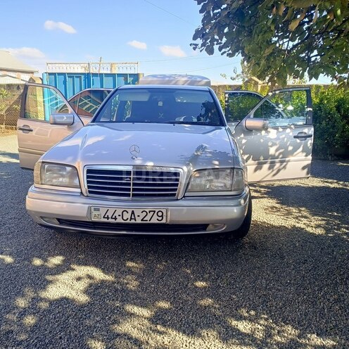 Mercedes C 220 1995, 390,000 km - 2.2 л - Masallı