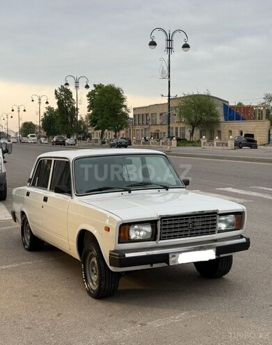 LADA (VAZ) 2107 2008, 93,000 km - 1.6 л - Quba