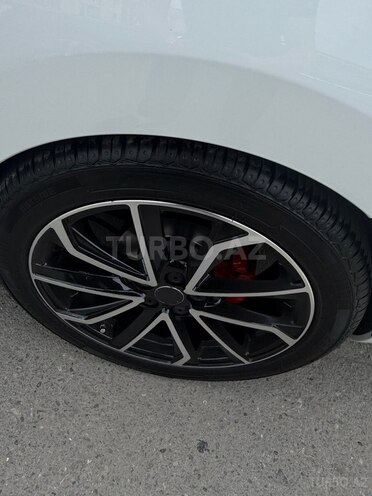 Volkswagen Polo 2021, 78,000 km - 1.6 л - Bakı