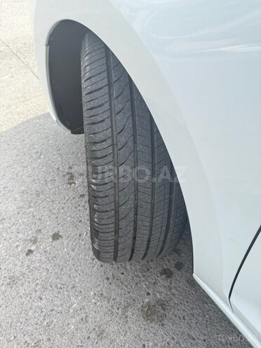 Volkswagen Polo 2021, 78,000 km - 1.6 л - Bakı