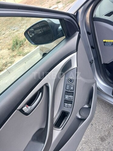 Hyundai Elantra 2014, 185,425 km - 1.8 l - Bakı