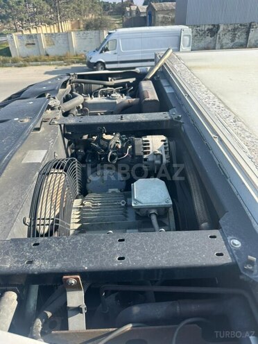 Mercedes Axor 1829 2014, 700,000 km - 7.5 l - Bakı