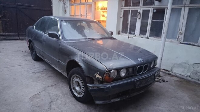 BMW 530 1988, 250,000 km - 3.0 l - Şəmkir
