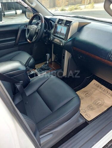 Toyota Land Cruiser Prado 2010, 210,100 km - 2.7 л - Bakı