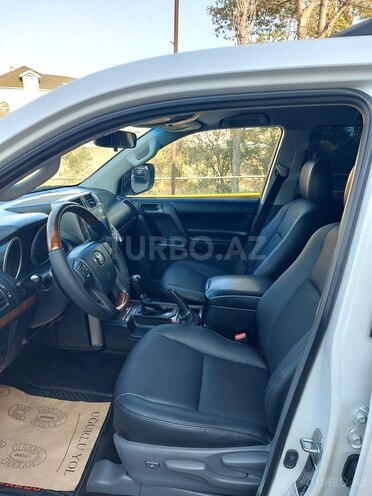 Toyota Land Cruiser Prado 2010, 210,100 km - 2.7 л - Bakı